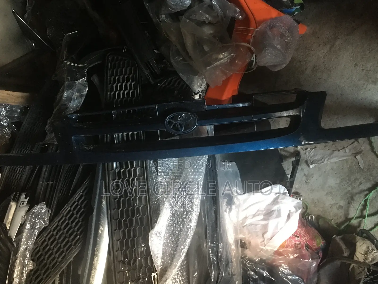 Front Grille Sienna 1998