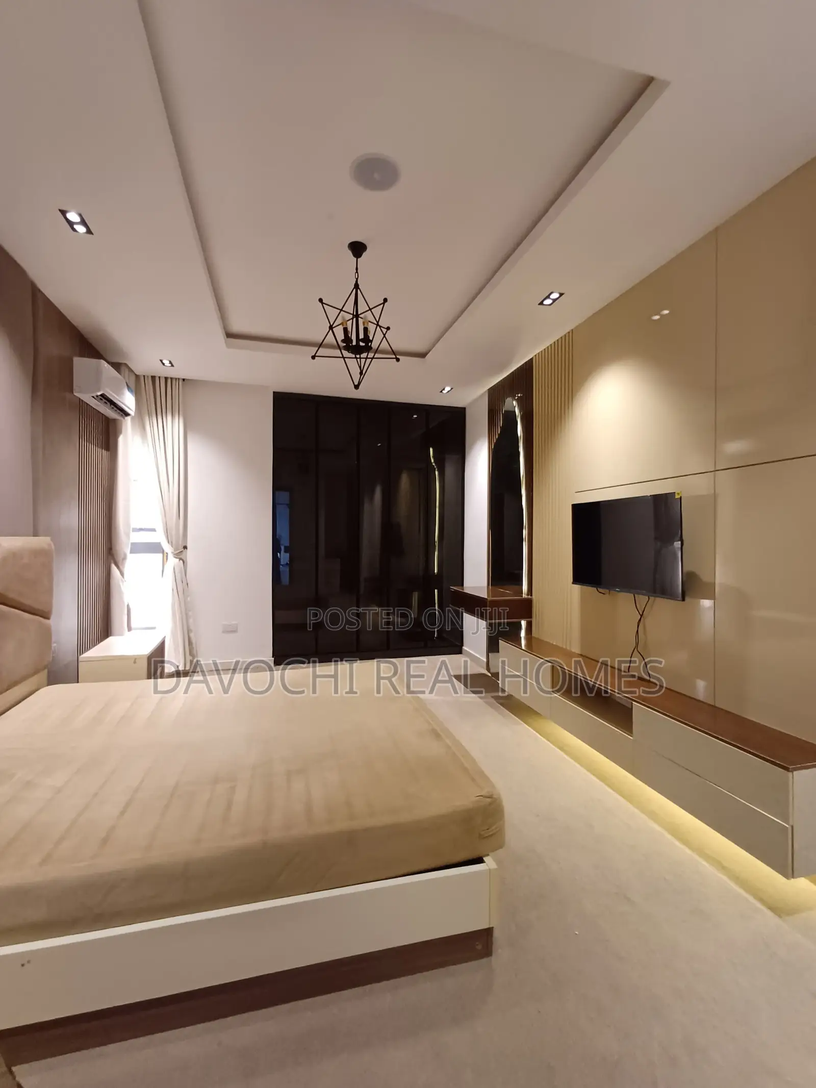 5bdrm Duplex in Chevron for rent