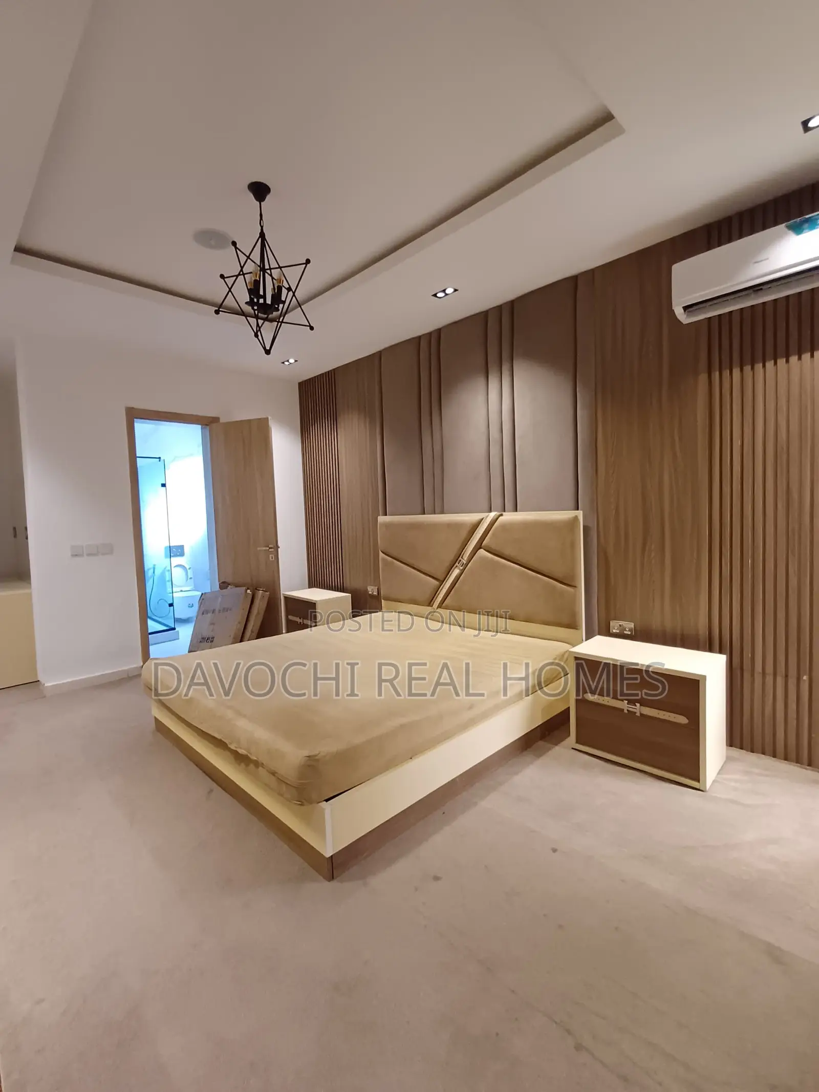 5bdrm Duplex in Chevron for rent
