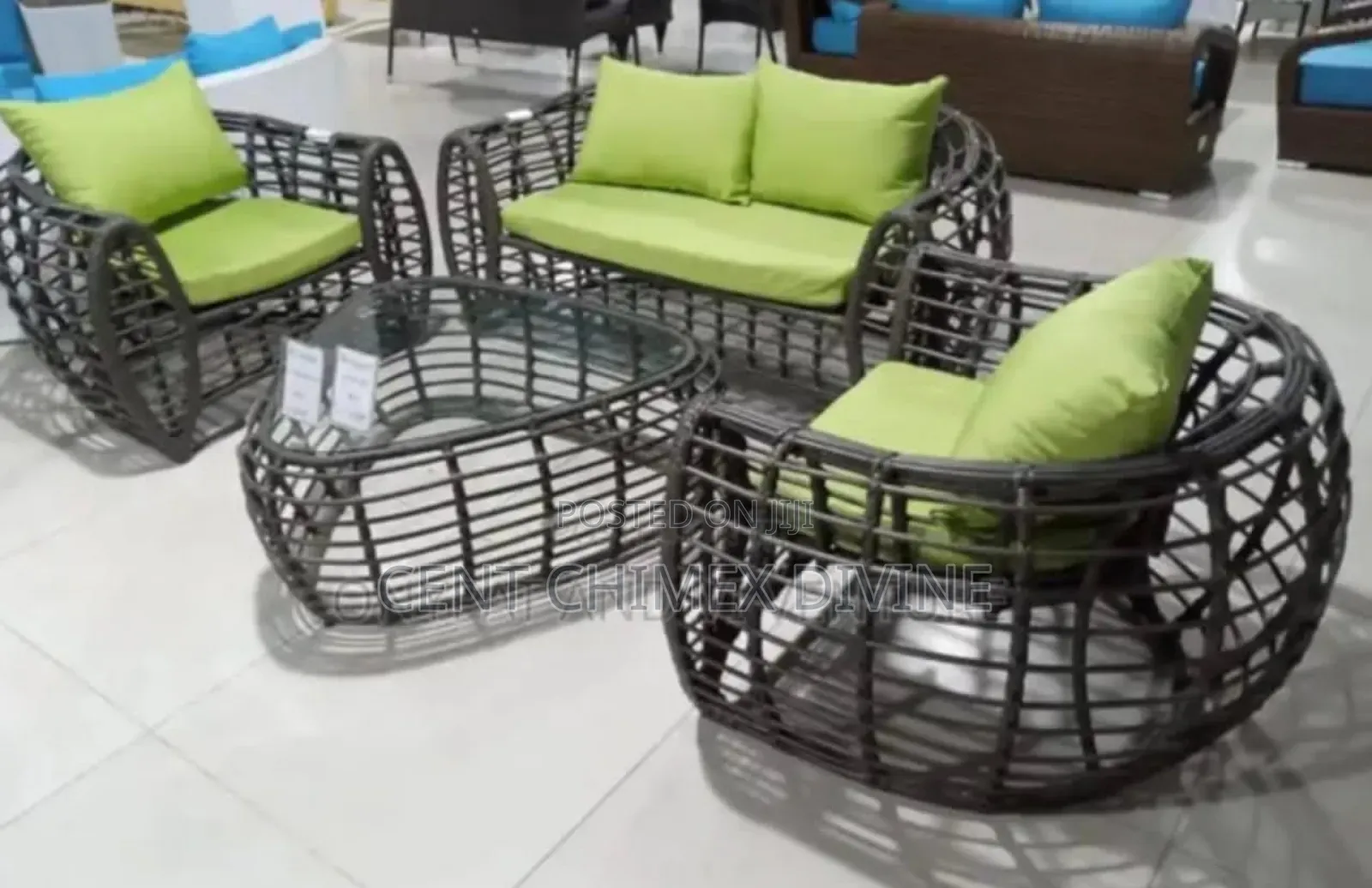 4 Seater Comfortable Outdoor Set and Center Table