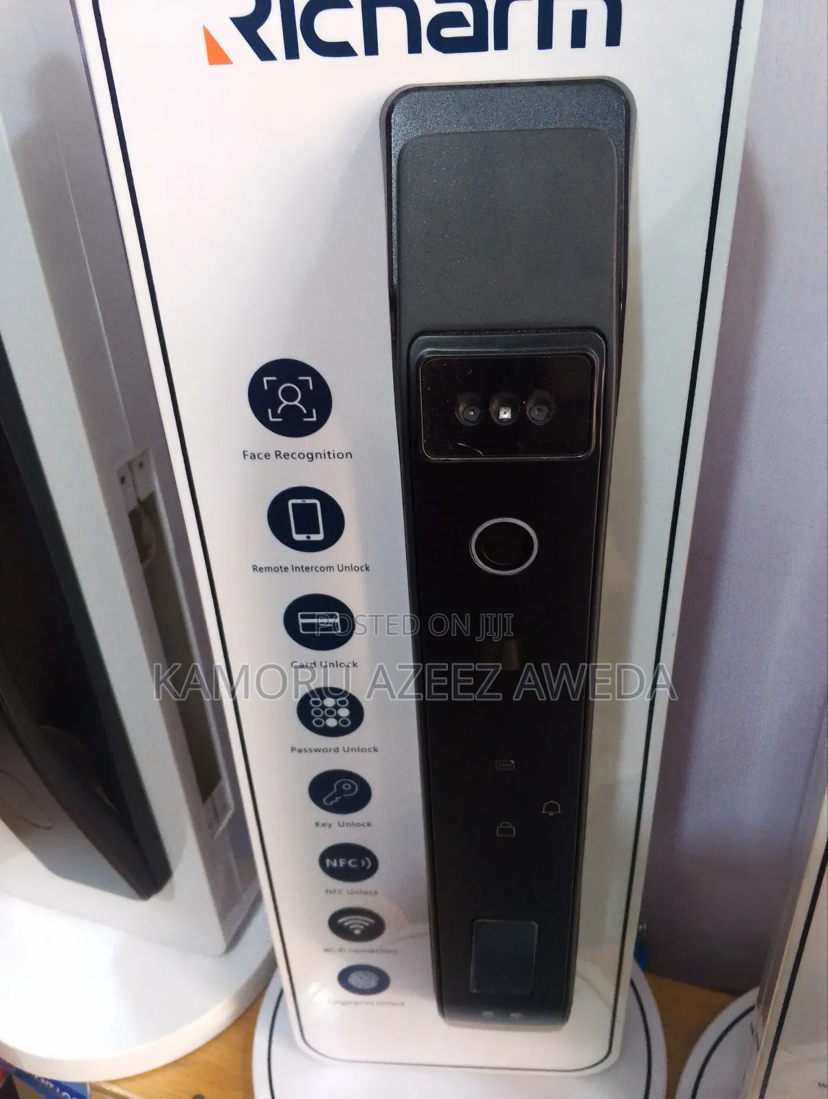 Smart Lock Face Id Flashing Card Generate Code and Fingerprints