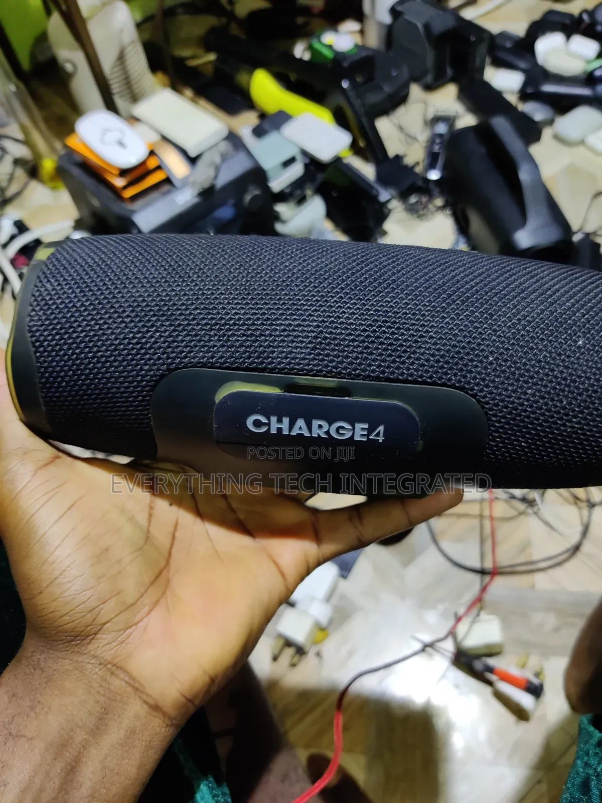 JBL Charge 4 - Waterproof Portable Bluetooth Speaker - Black