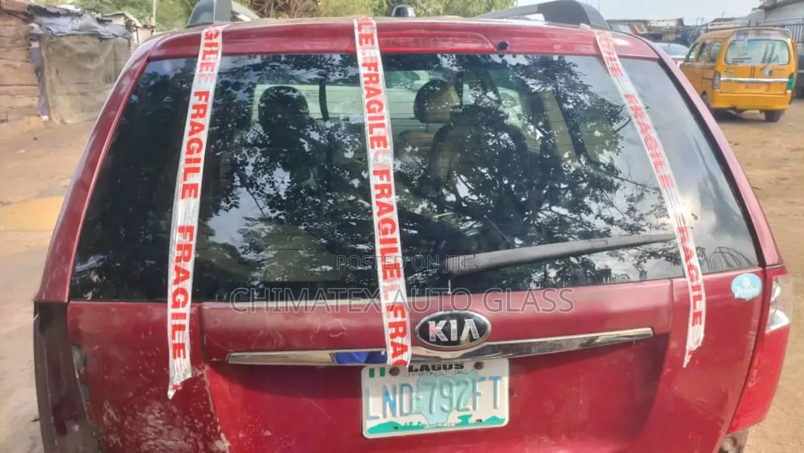 Kia Sedona 2007 Back Glass Available