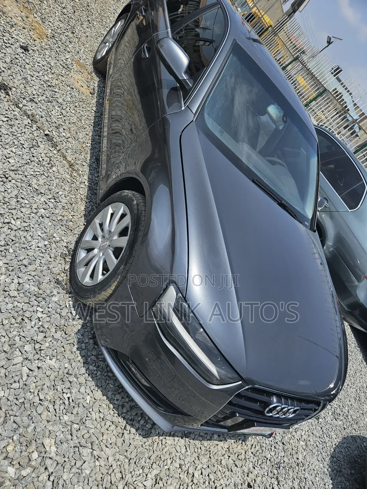 Audi A4 2.0T Premium Multitronic 2013 Gray