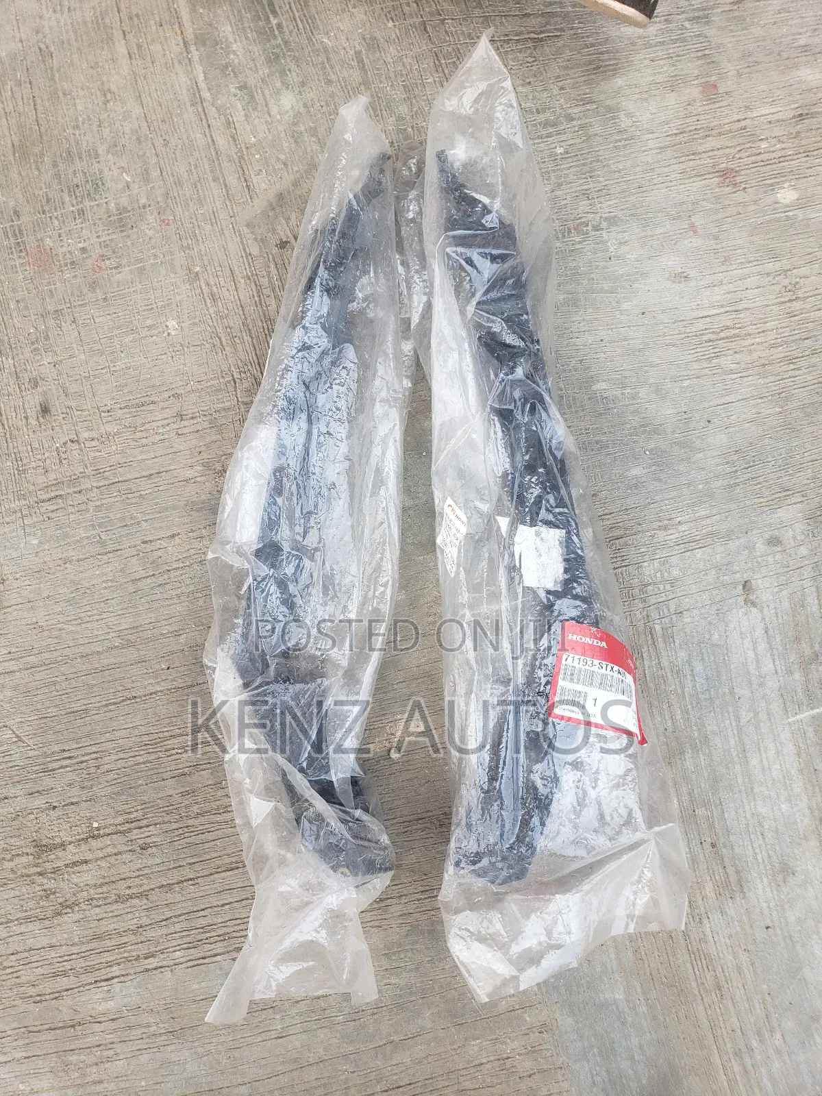 Fender/Bumper Hook for Acura MDX 2010/2012 Model