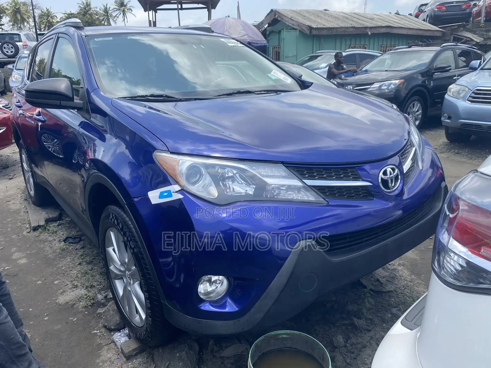Toyota RAV4 2015 Blue
