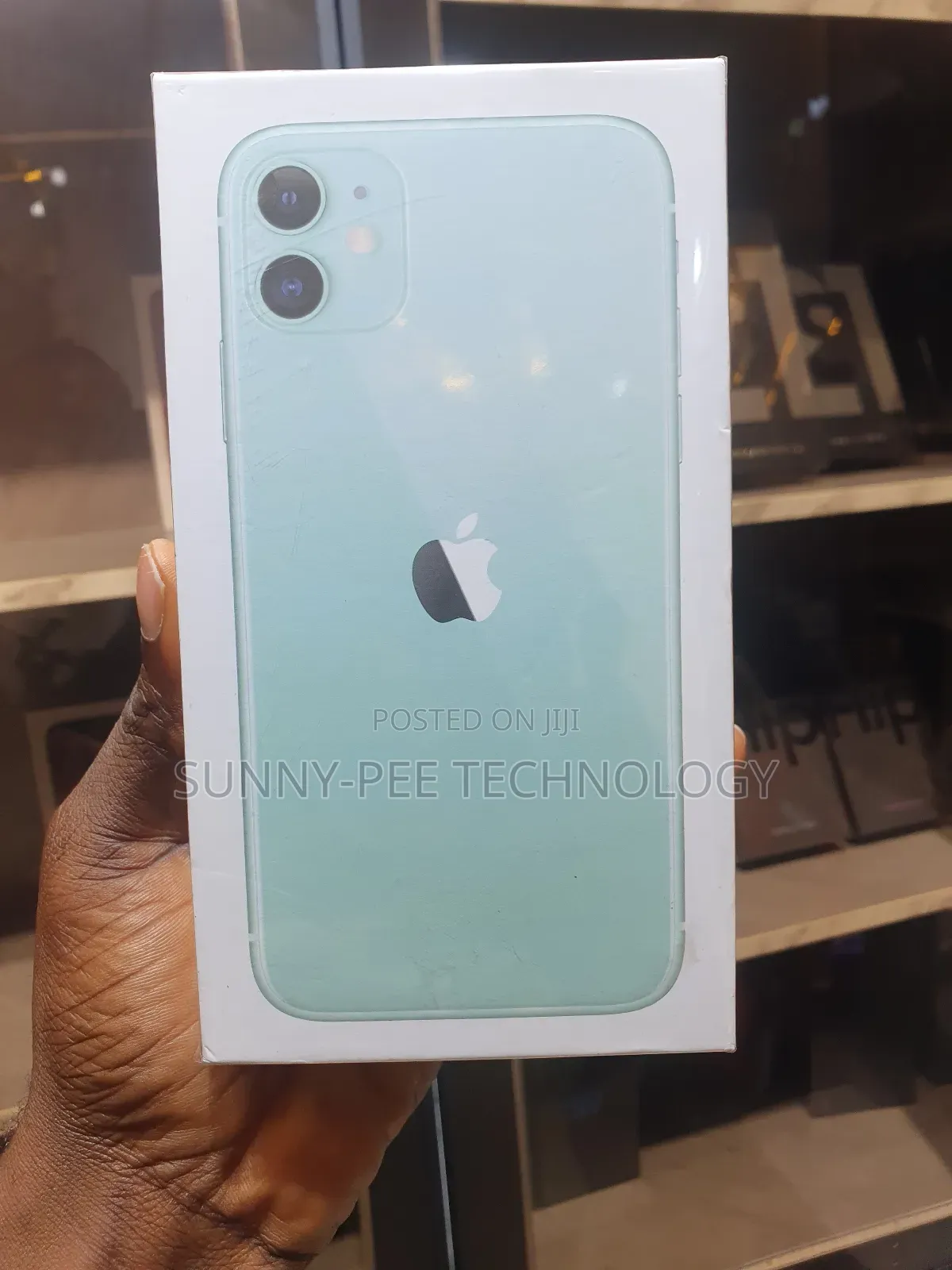 New Apple iPhone 11 Pro 64 GB Green