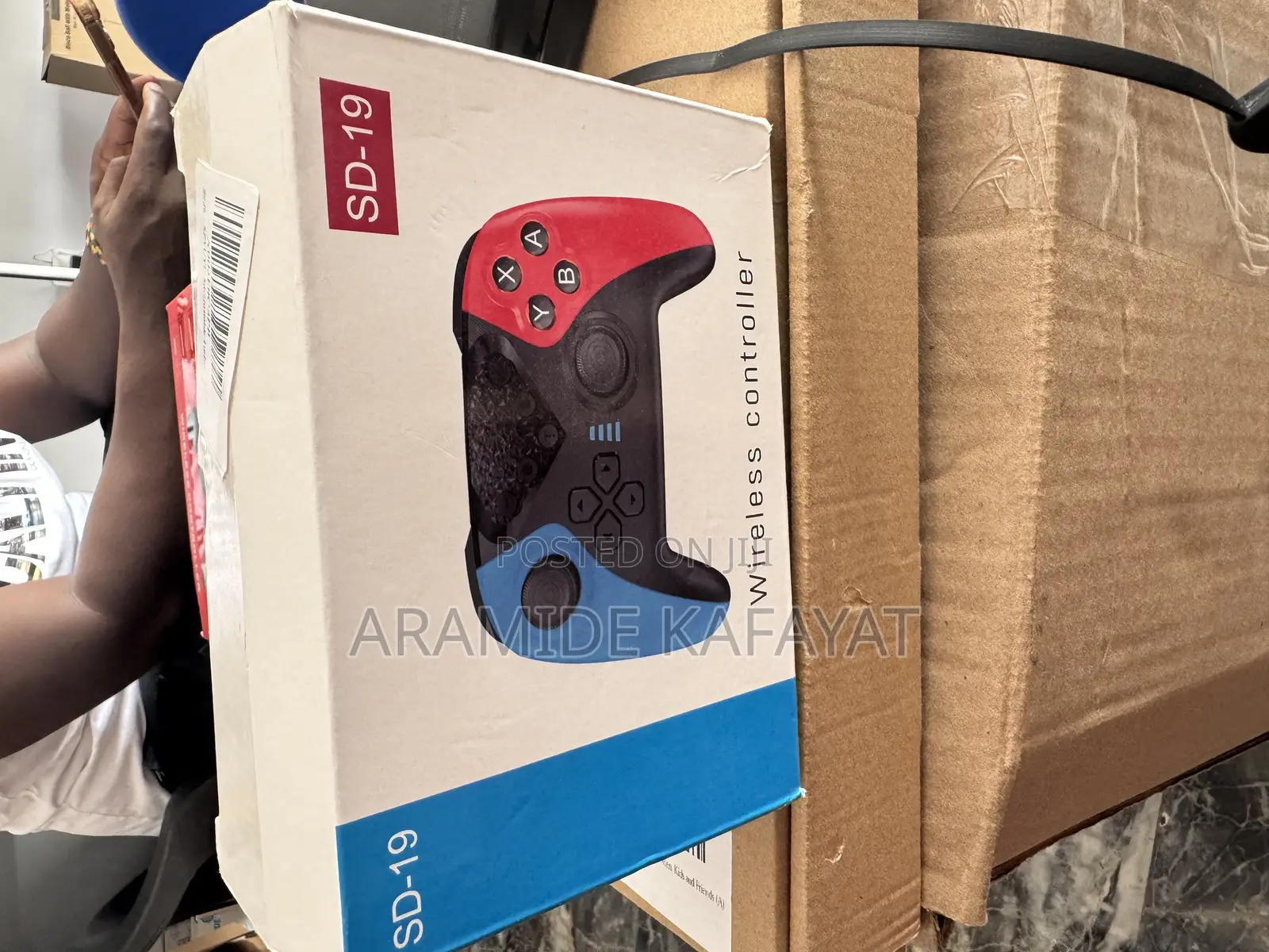 Ds-19 Wireless Game Controller Pad