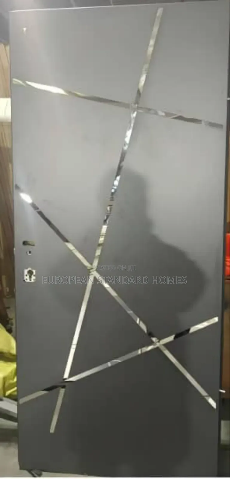 Israeli Standard Door