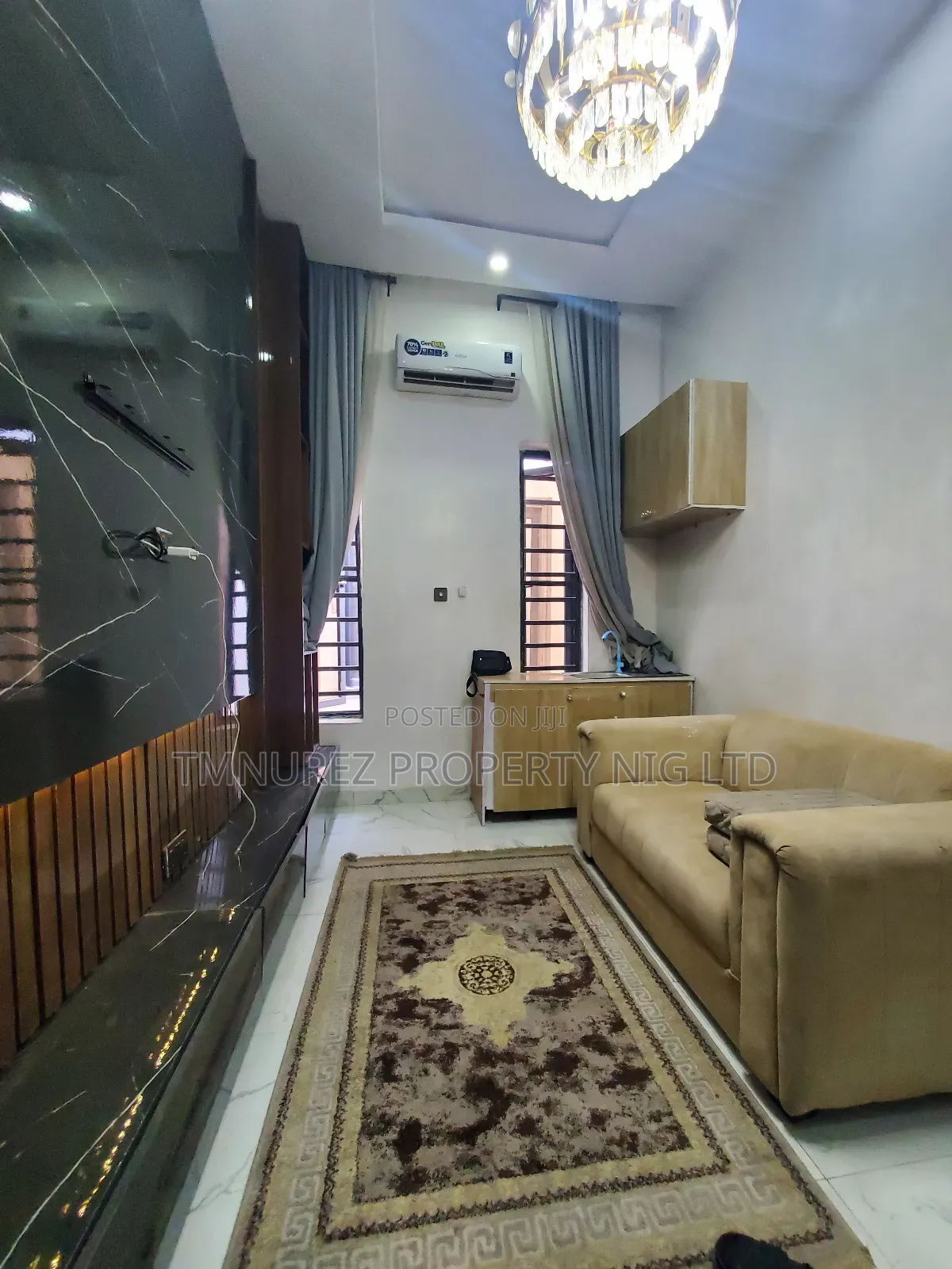 Mini Flat in Gra, Ikota for rent