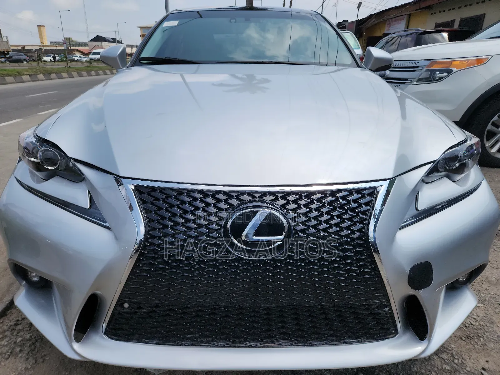 Lexus IS 300 AWD 2017 Silver