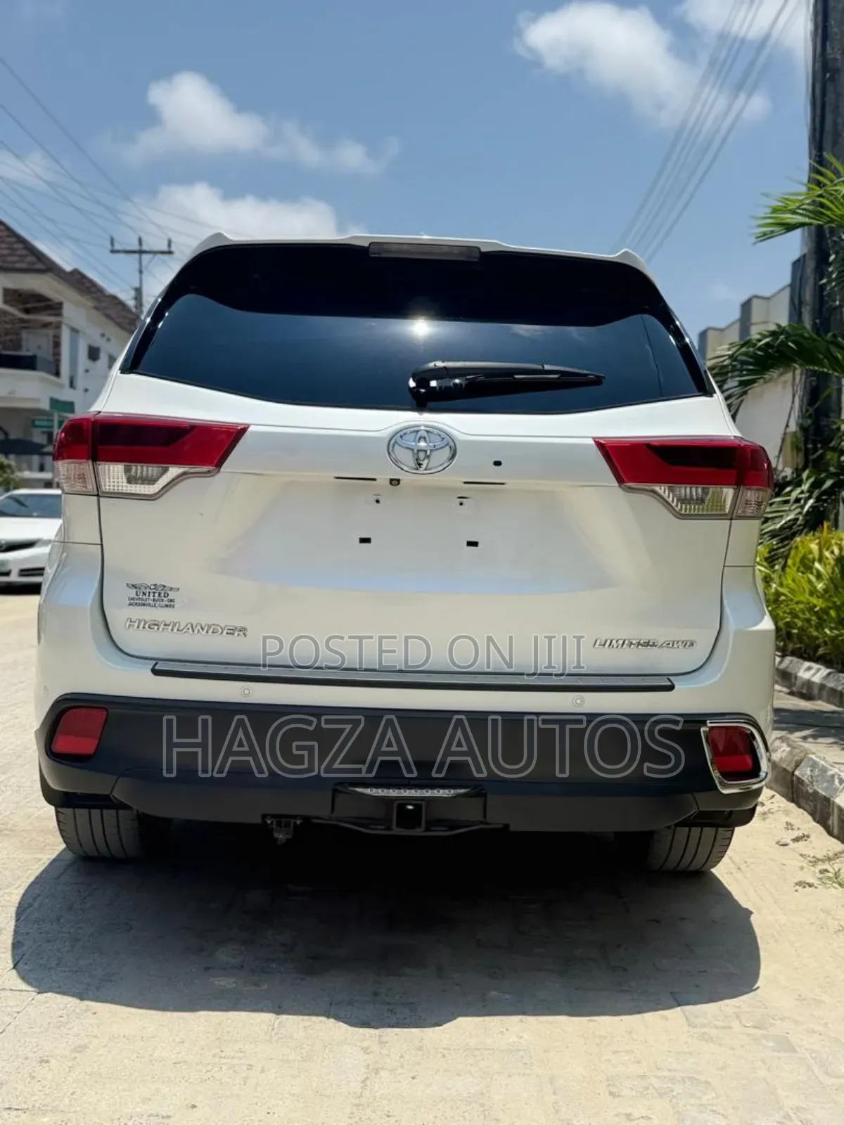 Toyota Highlander Limited 4dr SUV AWD (3.5L 6cyl 6A) 2015 White