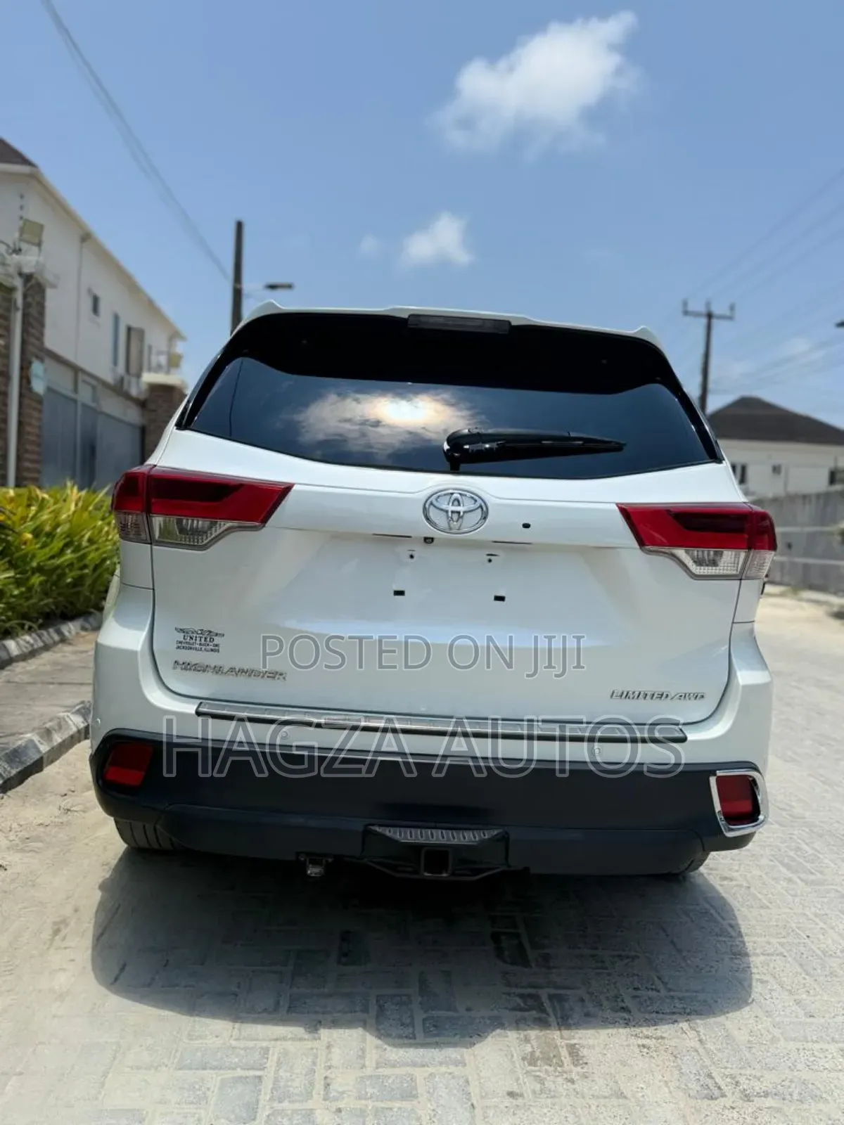 Toyota Highlander Limited 4dr SUV AWD (3.5L 6cyl 6A) 2015 White