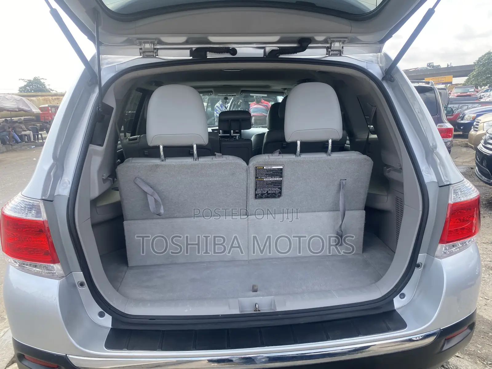 Toyota Highlander SE 3.5L 4WD 2013 Silver