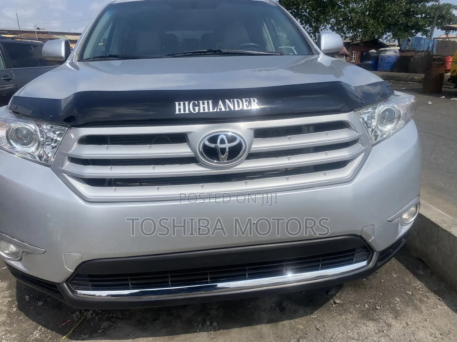 Toyota Highlander SE 3.5L 4WD 2013 Silver