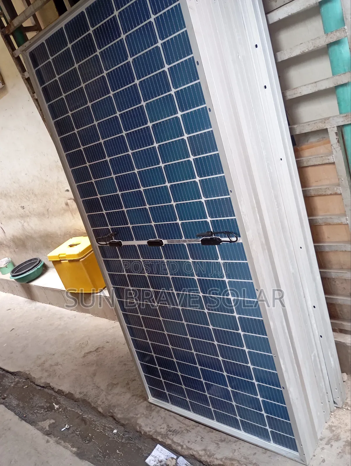 550w Solar Panel Available In Stock Dm