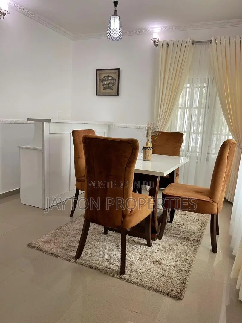 5 Bedroom Apartment