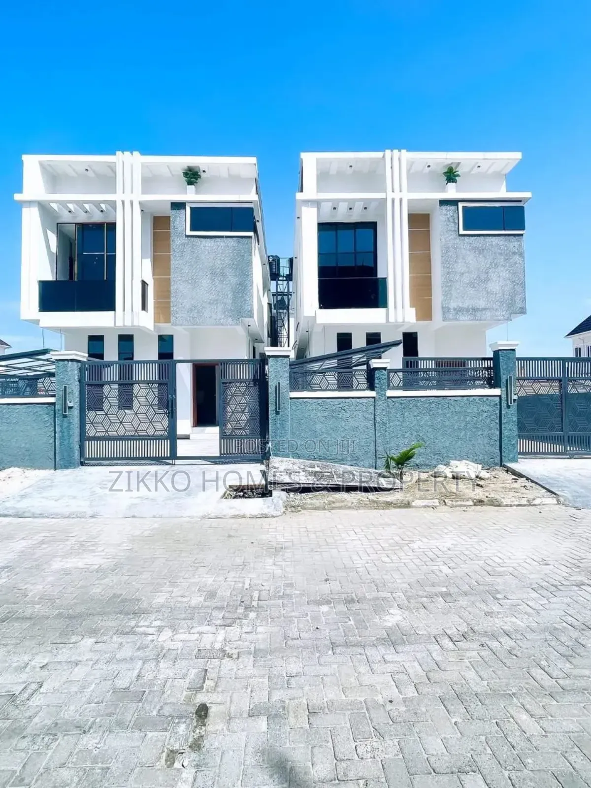 4bdrm Duplex in Harris Drive, VGC / Ajah for sale