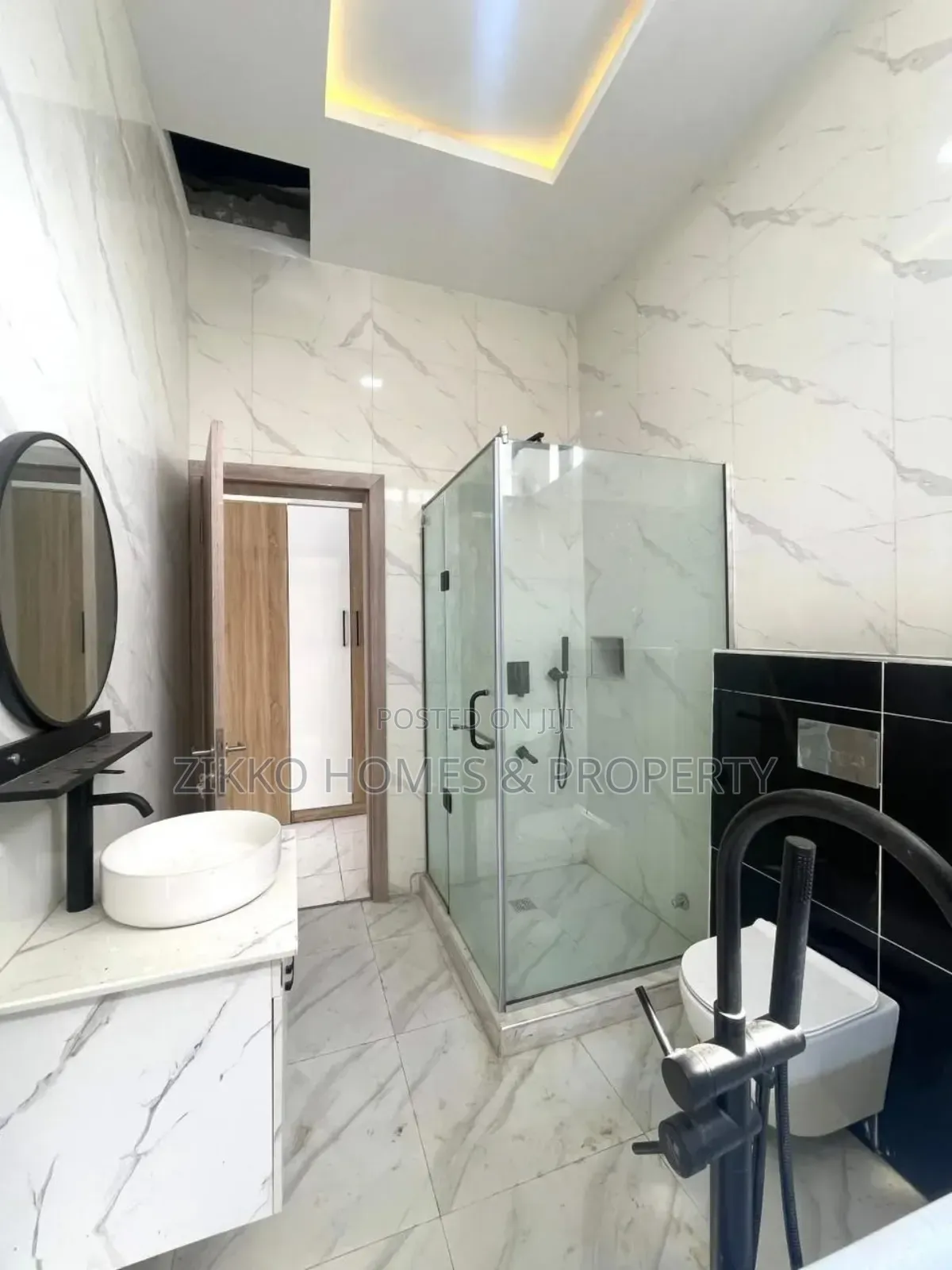 4bdrm Duplex in Harris Drive, VGC / Ajah for sale