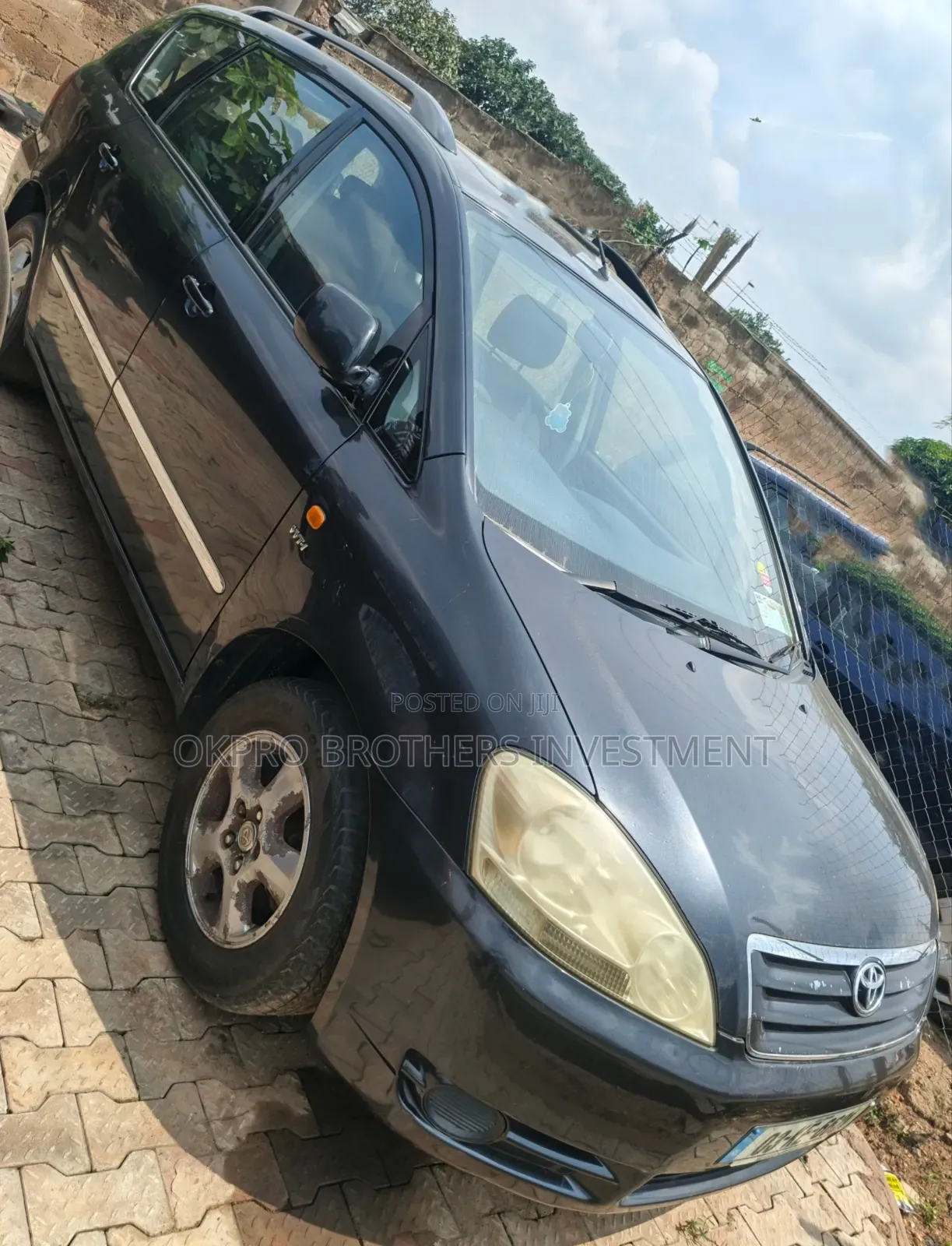 Toyota Avensis Verso 2.0 Petrol 2002 Black