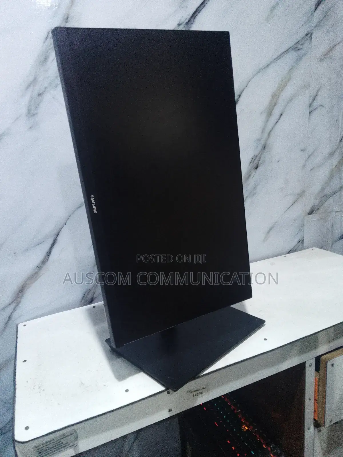Samsung QHD Monitor 2560*1440 Ips Panel 75hz 16:9 Ratio Type C Port