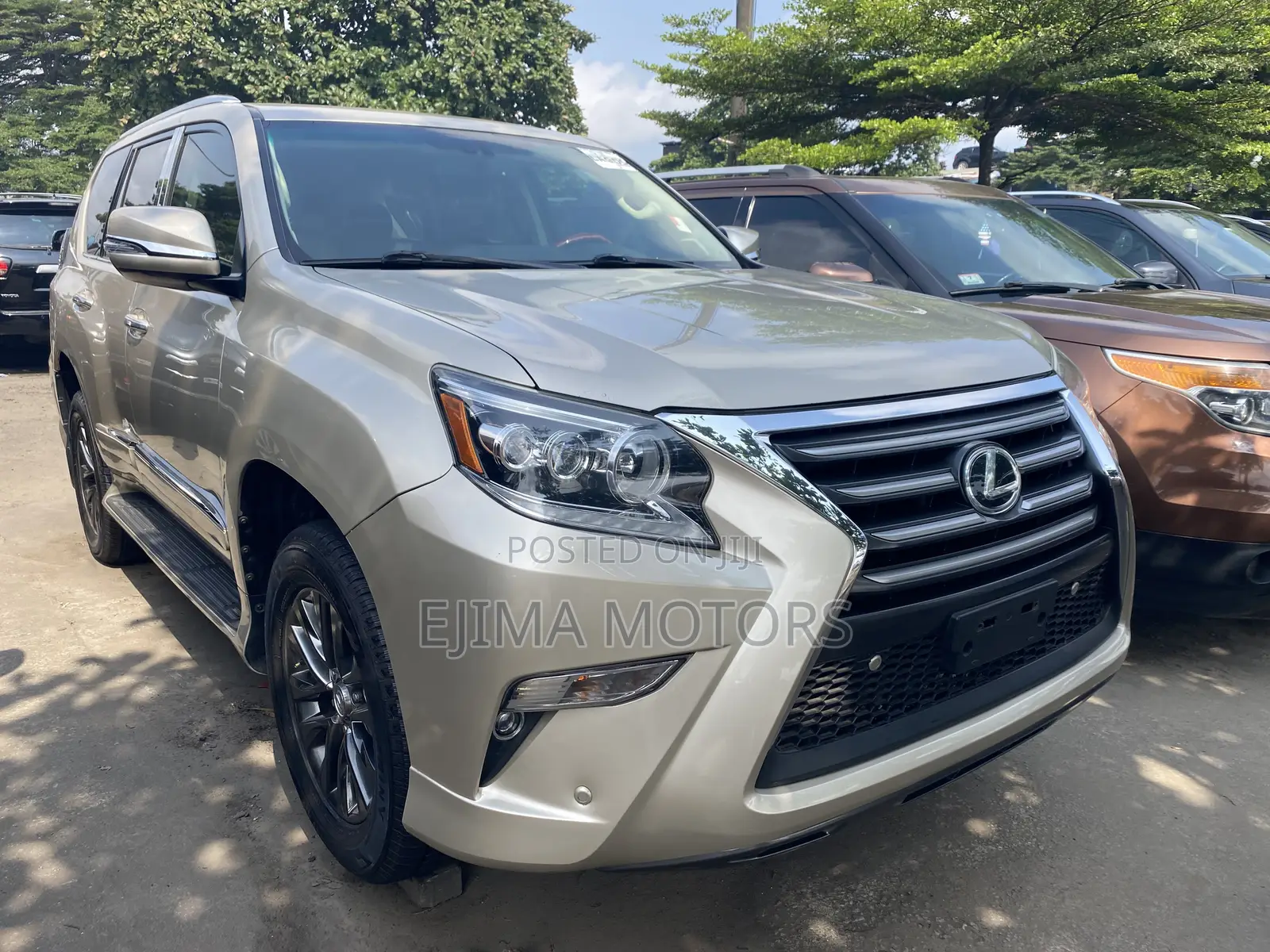 Lexus GX 460 Luxury 2014 Gold