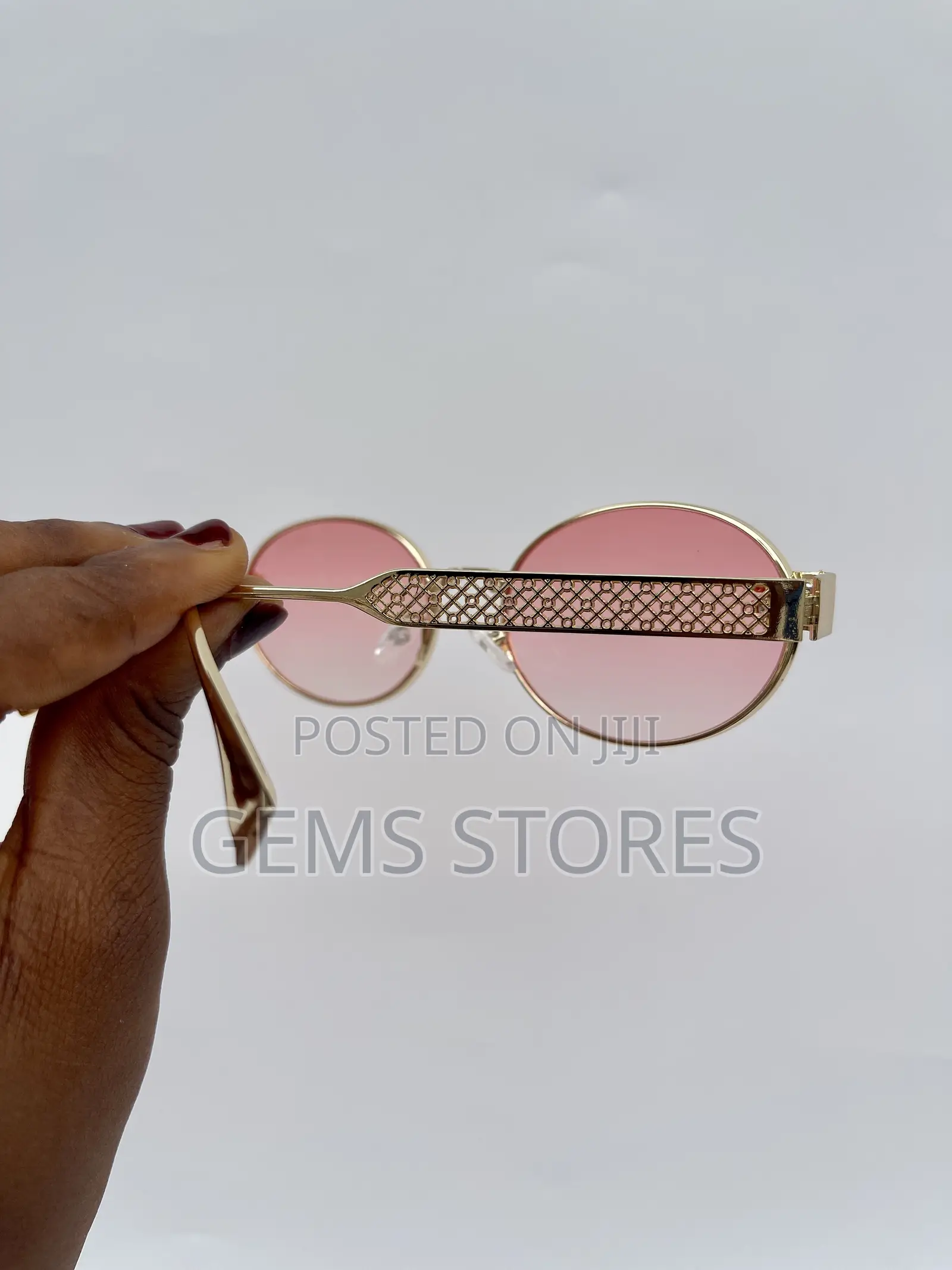 Stylish Round Sunglasses With Pink Gradient Lenses Gold Mesh Arms