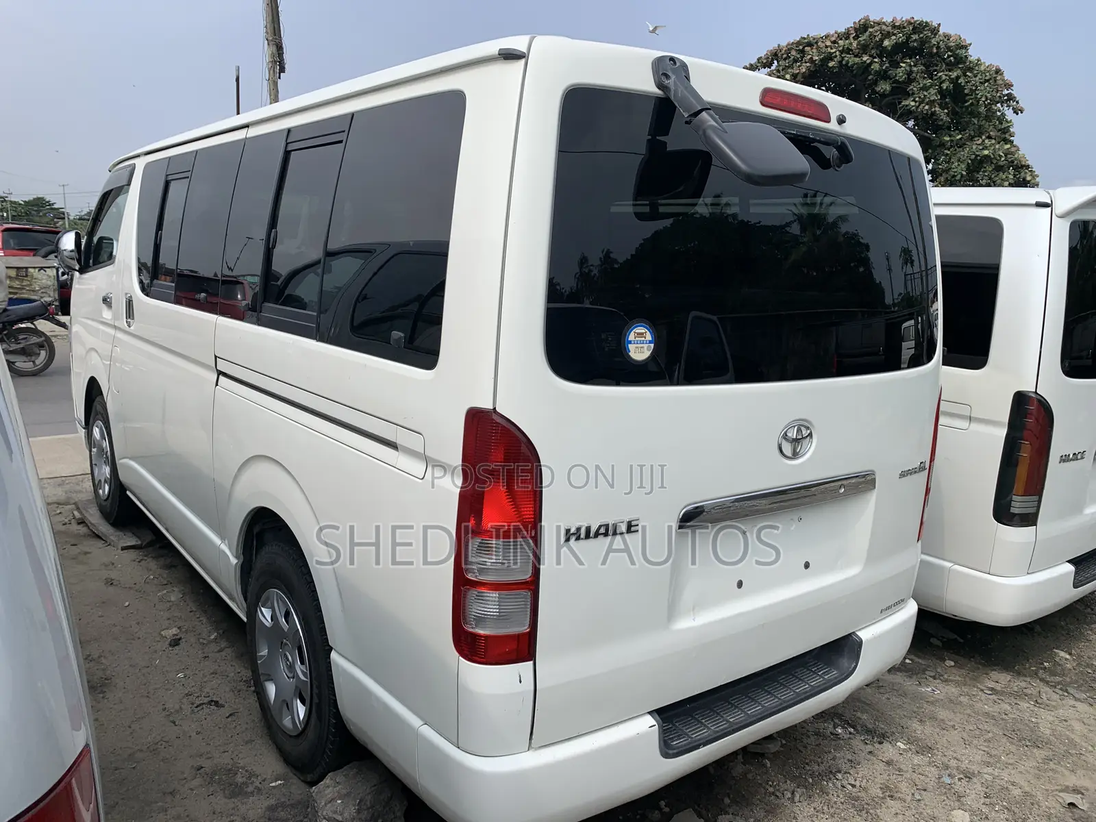 Toyota HiAce 2012 White