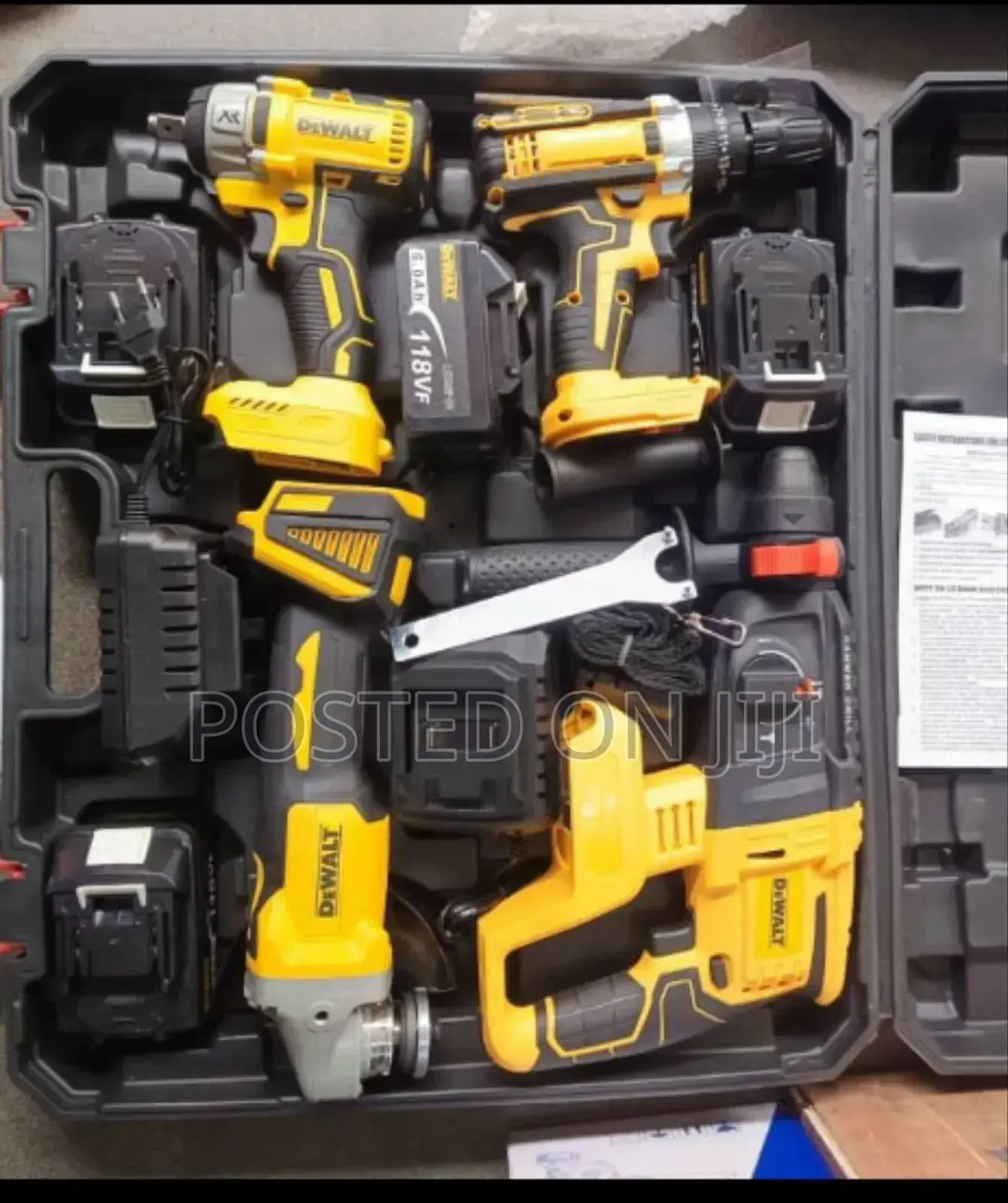 Dewalt 4 in 1 Cordless Screwing/Grinding/Hammer/Impact Wrench Machine