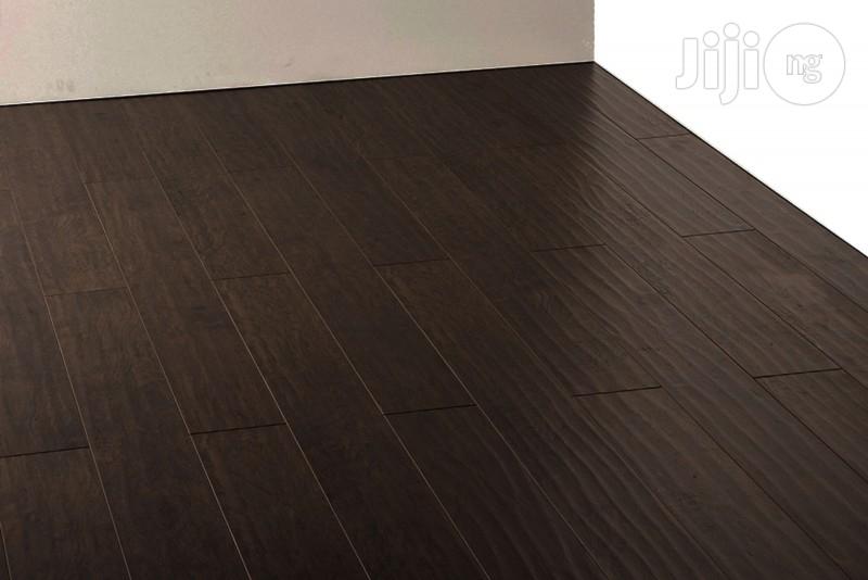 Wooden Flooring Tiles Laminated / Vinyl