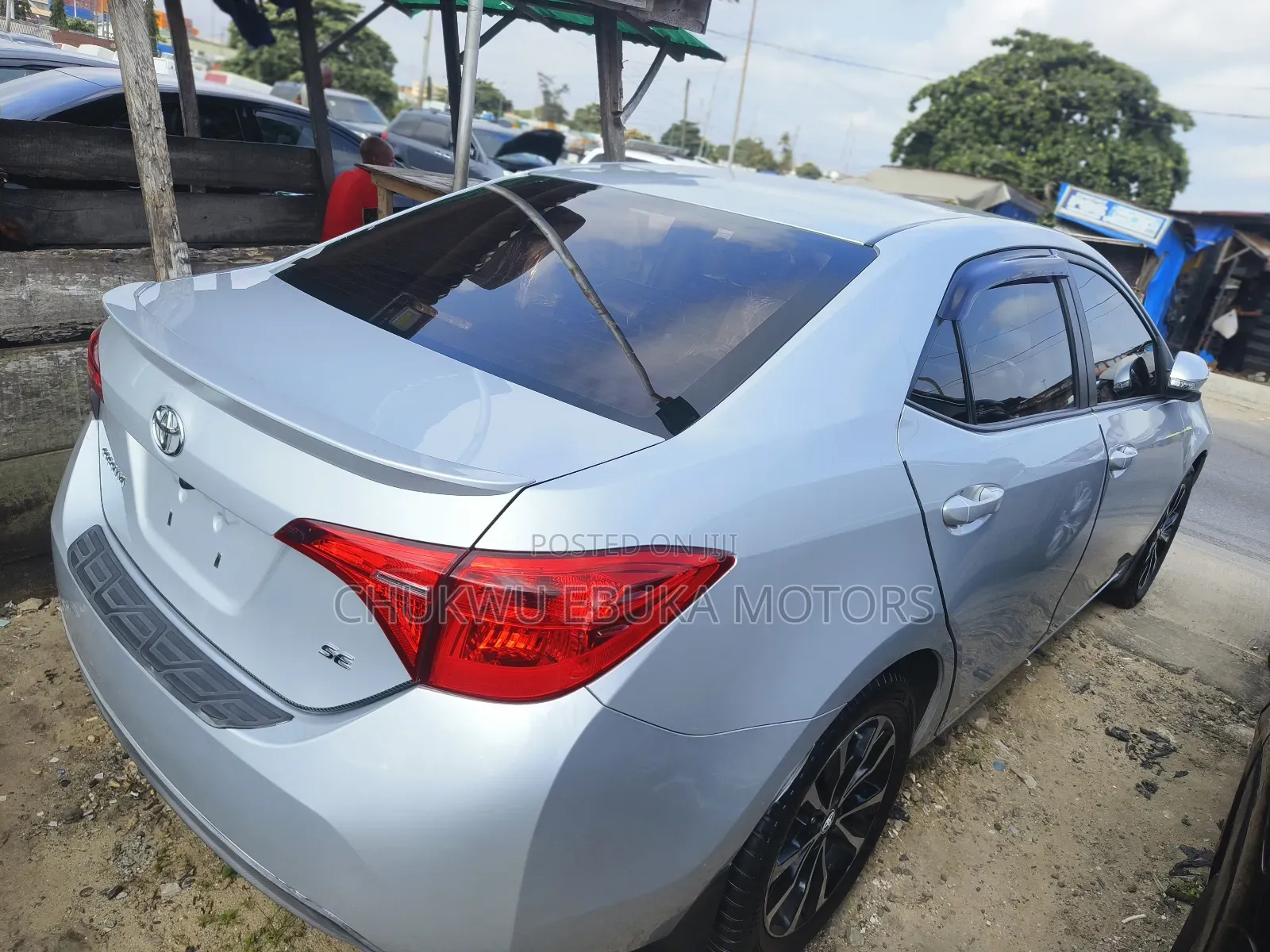 Toyota Corolla SE 4dr Sedan (1.8L 4cyl CVT) 2017 Silver