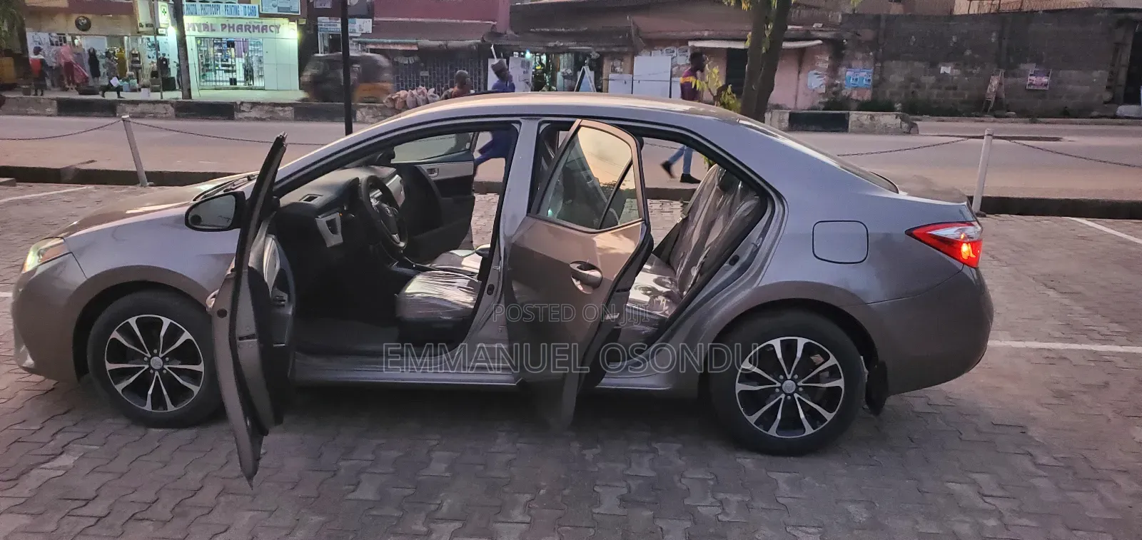 Toyota Corolla 2015 Gray