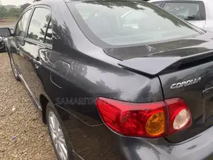 Toyota Corolla 2008 Gray