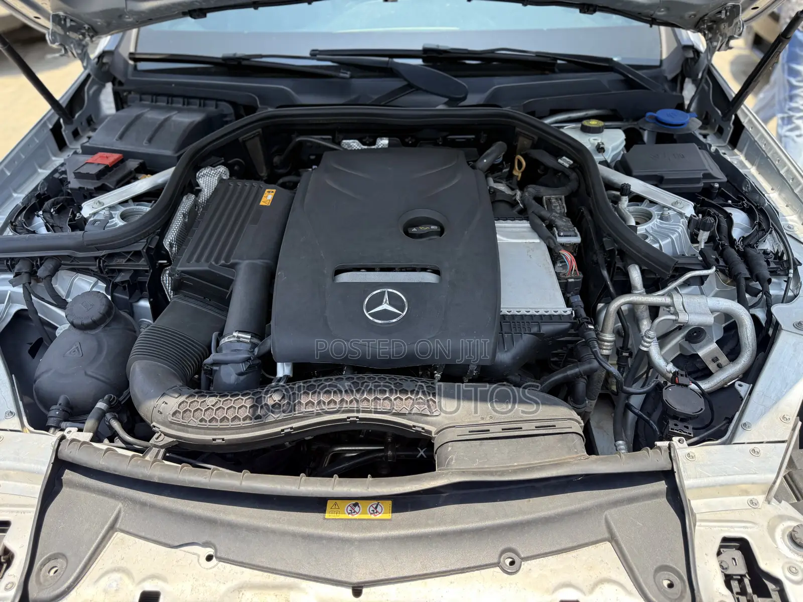 Mercedes-Benz E300 2019 Silver