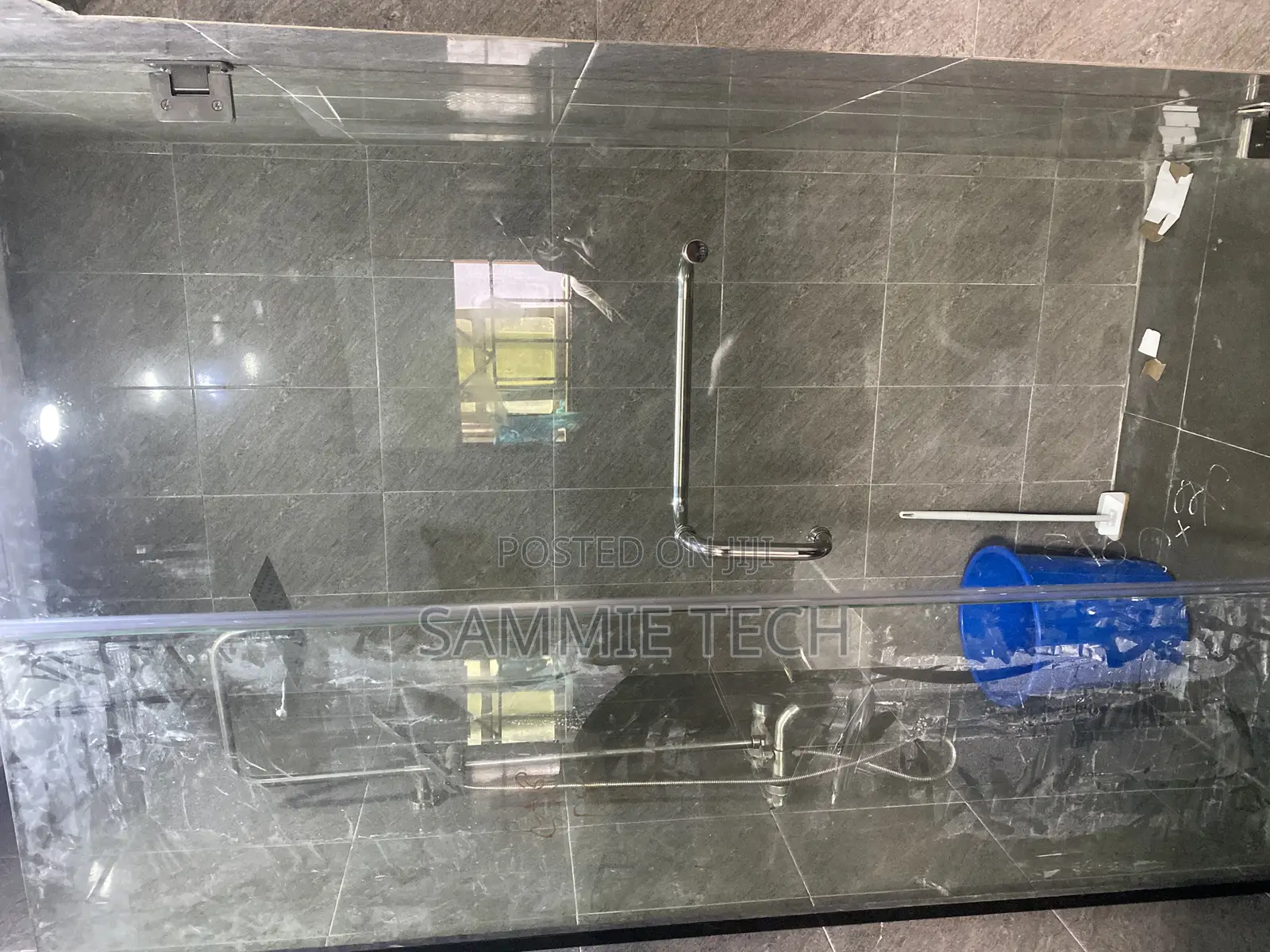 Glass Cubicle