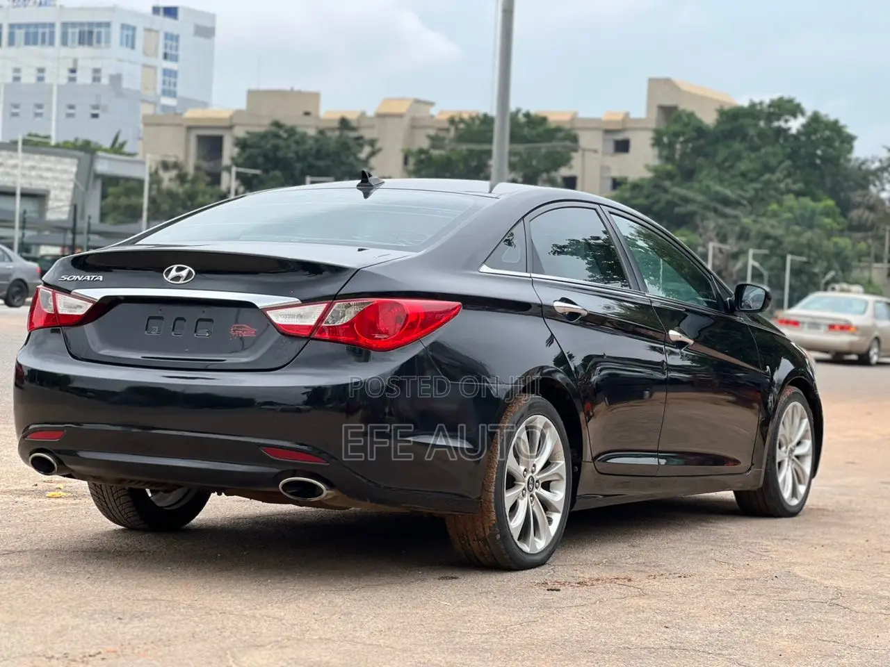 Hyundai Sonata Limited Sedan FWD (2.4L 4cyl 5A) 2010 Black