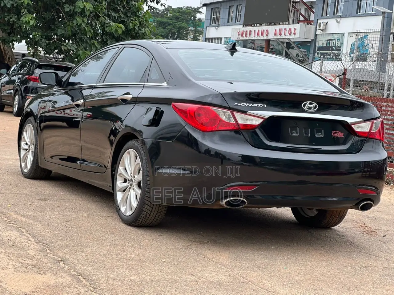 Hyundai Sonata Limited Sedan FWD (2.4L 4cyl 5A) 2010 Black