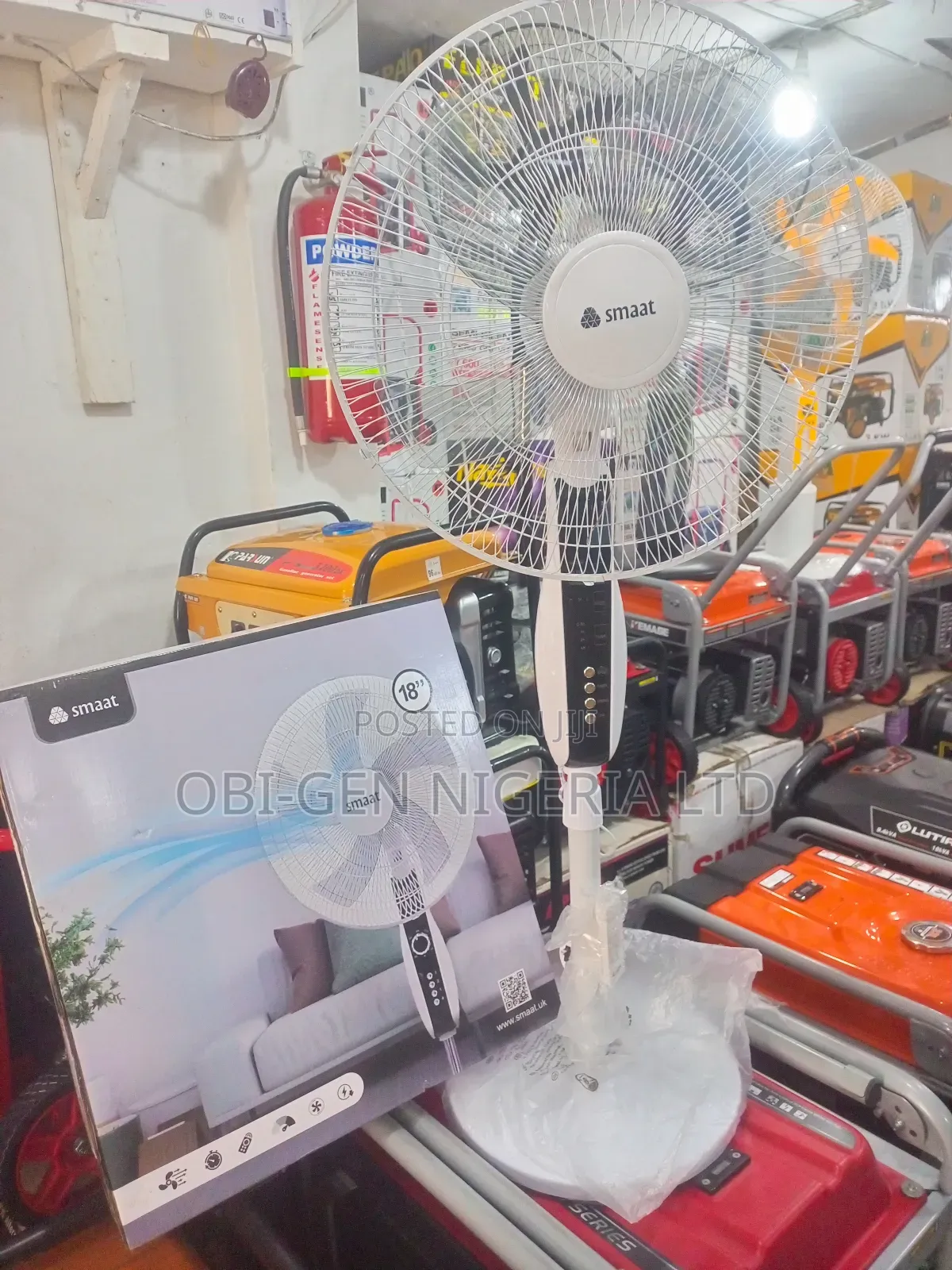 Smaat 18" 4-speed Classic Floor Standing Fan With Remote Control Set