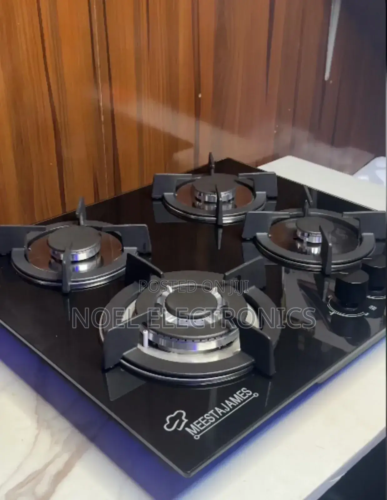 Meestajames 4 Burner Glass in Built Cooker