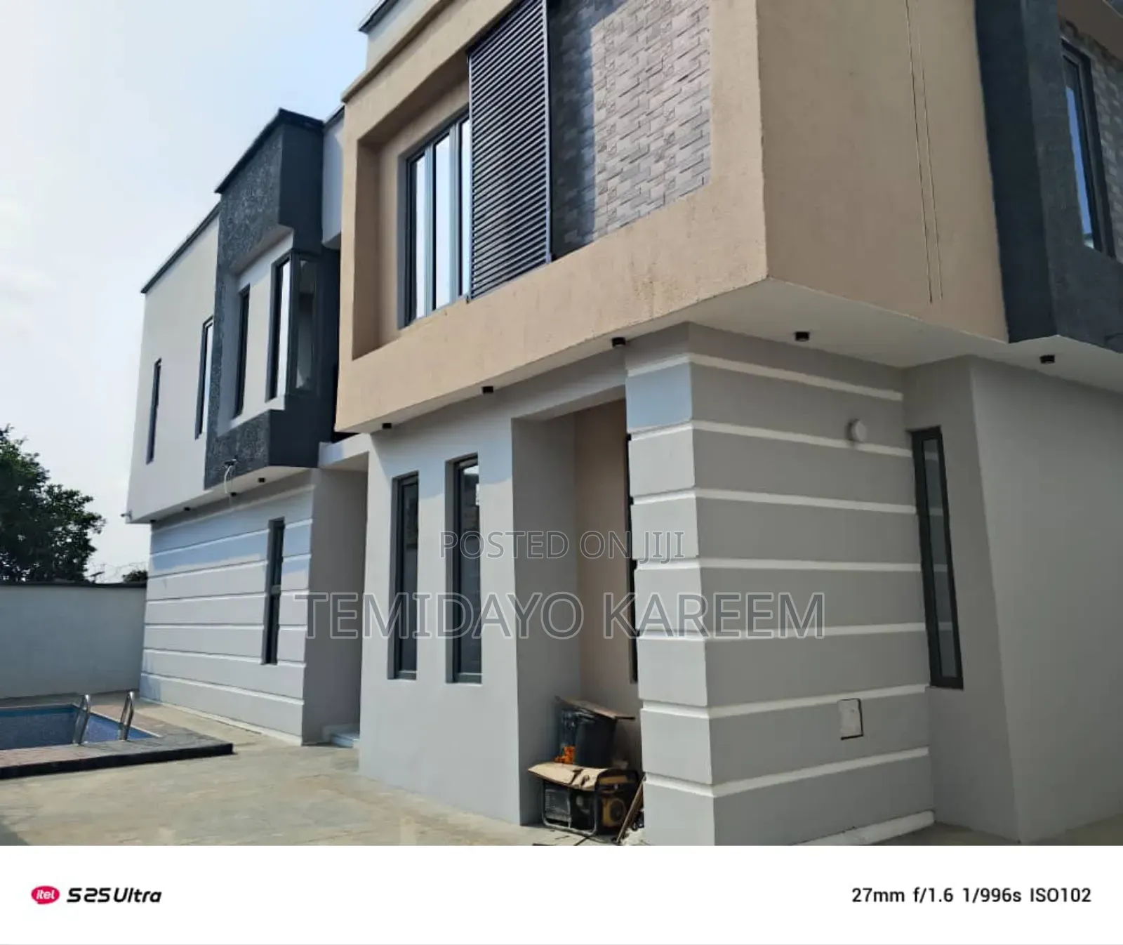 5bdrm Duplex in Omole Phase 1, Ikeja for sale