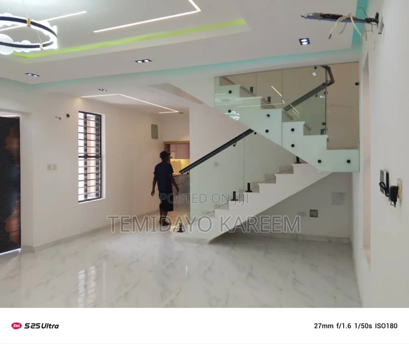 5bdrm Duplex in Omole Phase 1, Ikeja for sale
