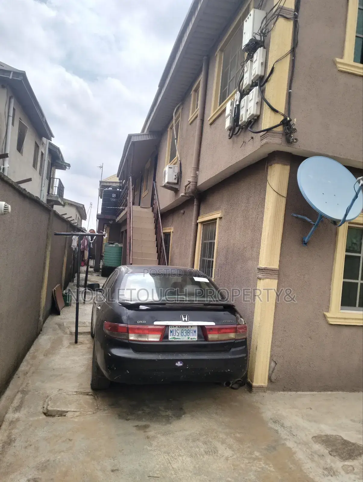 3bdrm Block of Flats in Governor'S Road for sale