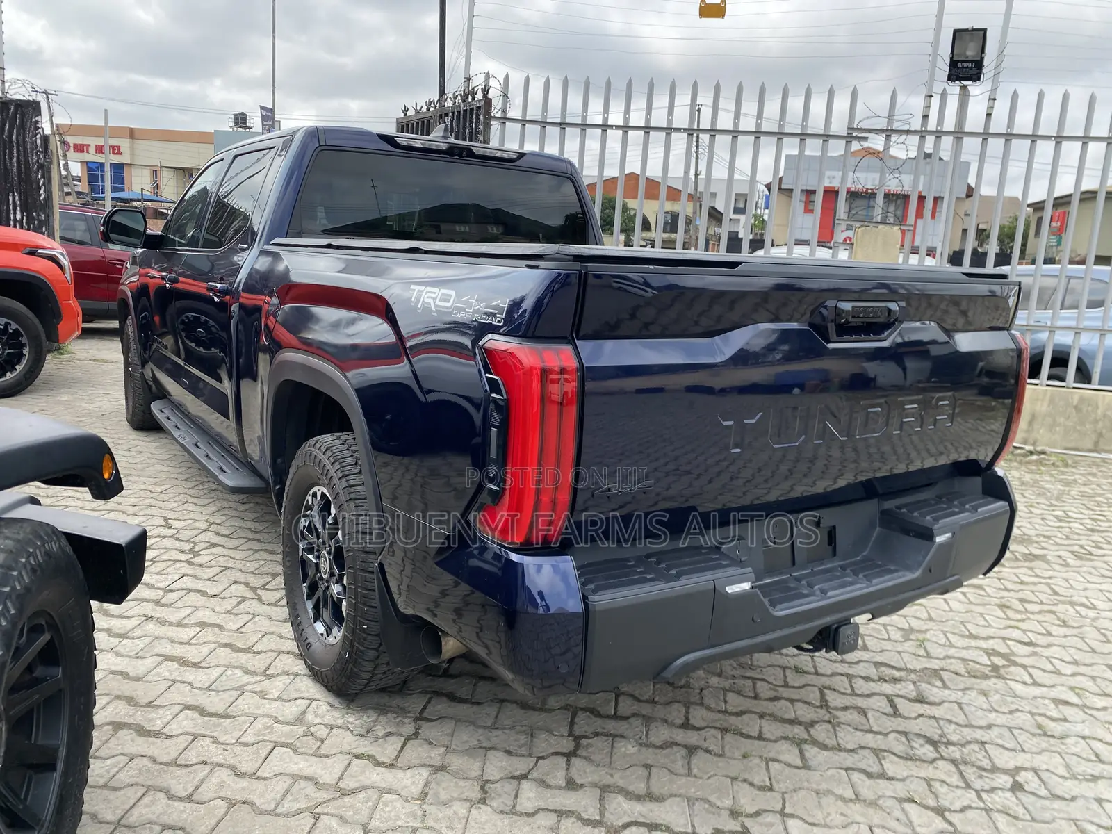 Toyota Tundra Limited CrewMax 6.5' Bed 2024 Blue