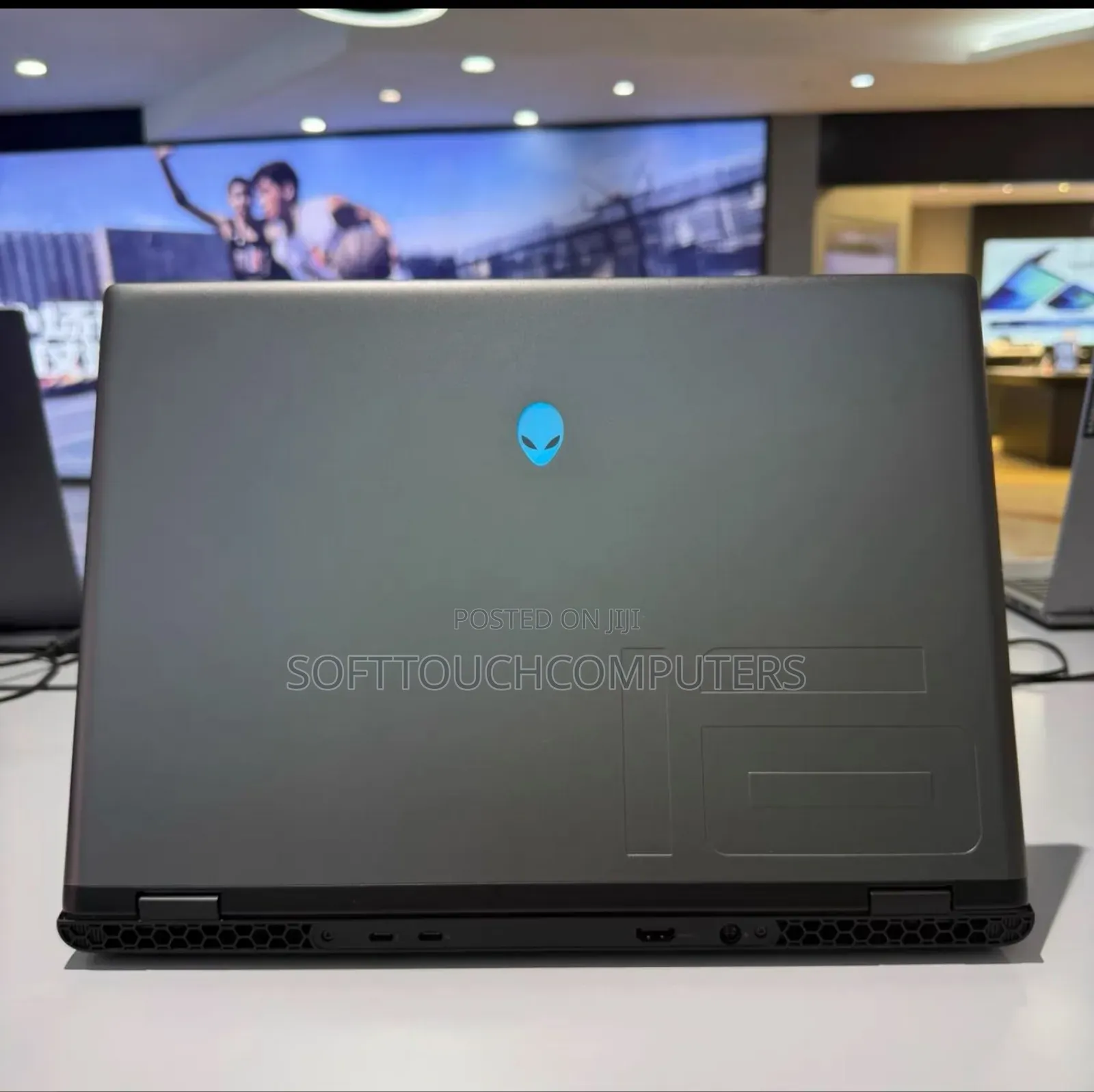 Laptop Dell Allienware M18 R1 16GB Intel Core Ultra 7 SSD 512GB