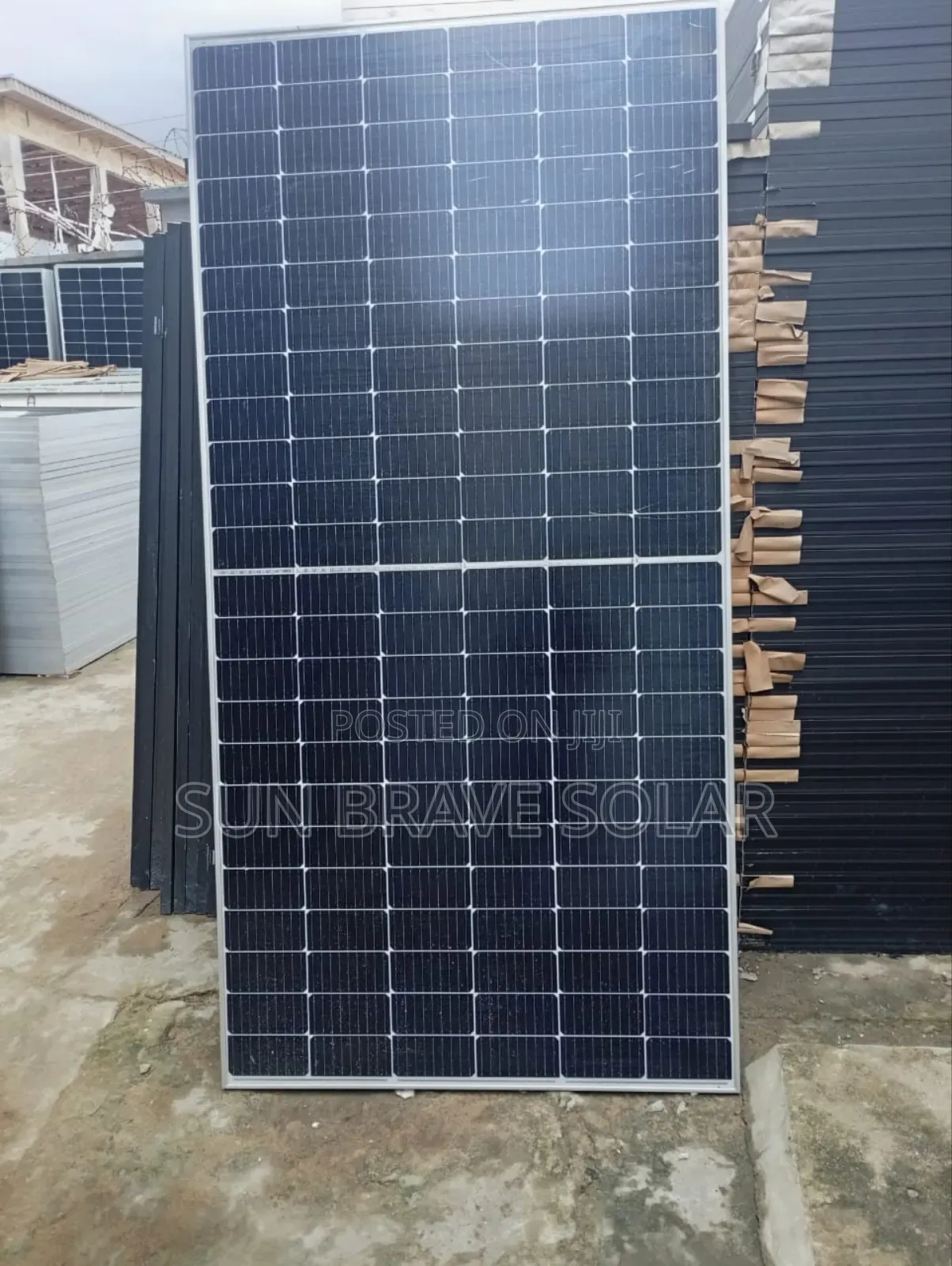 650w Jinko Mono Solar Panels Very Much Available