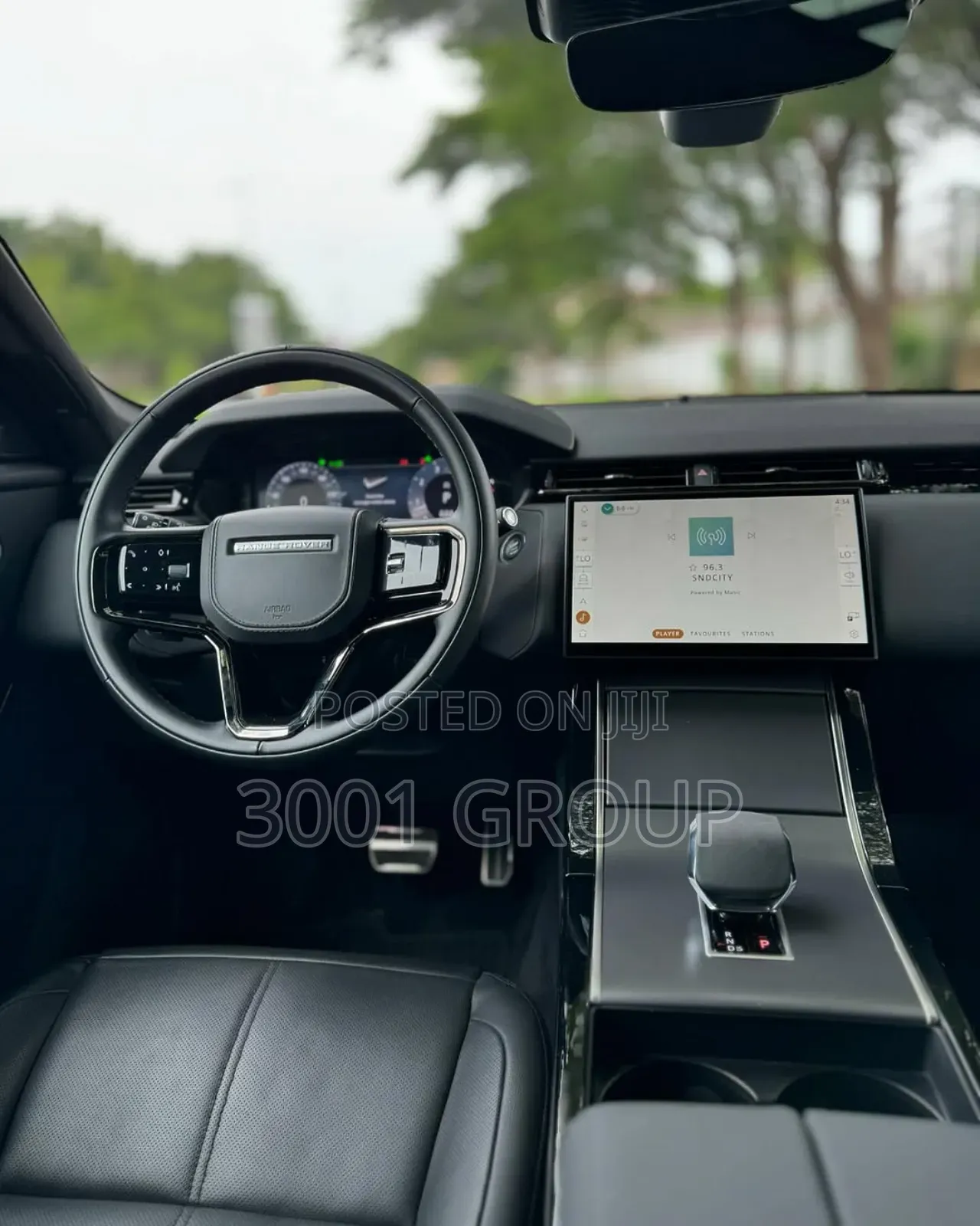 New Land Rover Range Rover Velar 2024 Gray