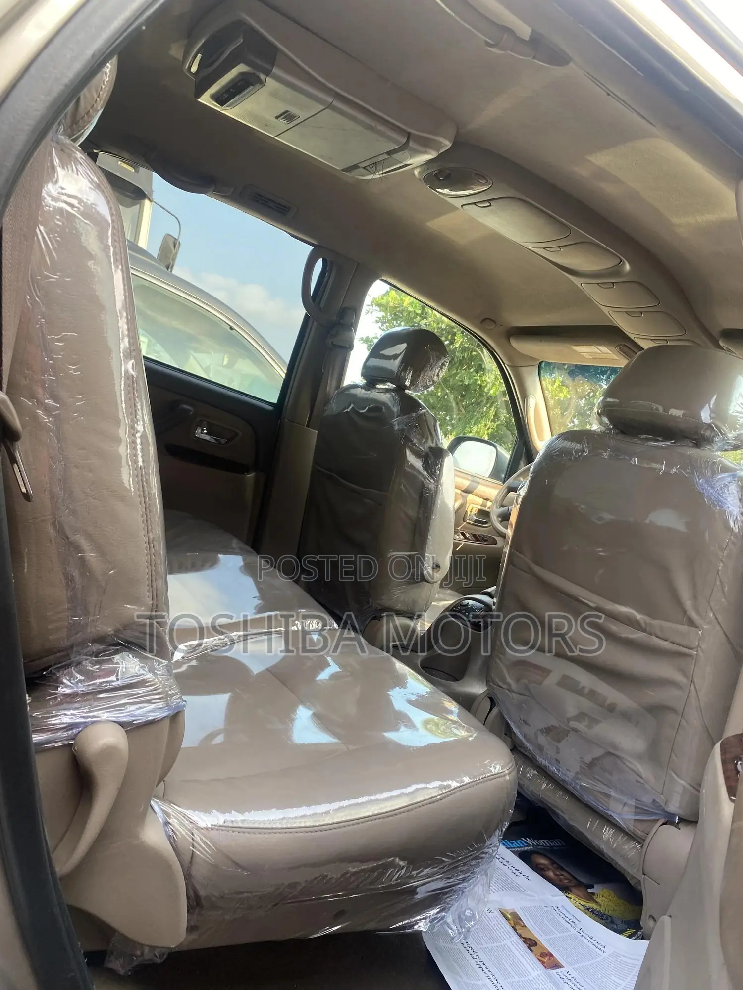 Toyota Sequoia Limited 4dr SUV 4WD (4.7L 8cyl 5A) 2005 Gold
