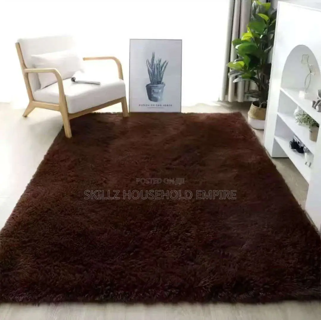 Fluffy Center Rug