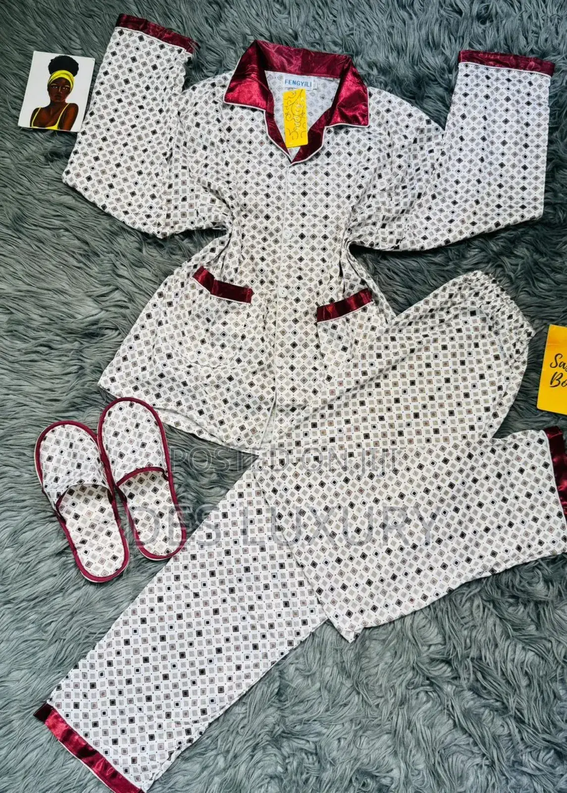 Unisex Pyjamas With Slippers