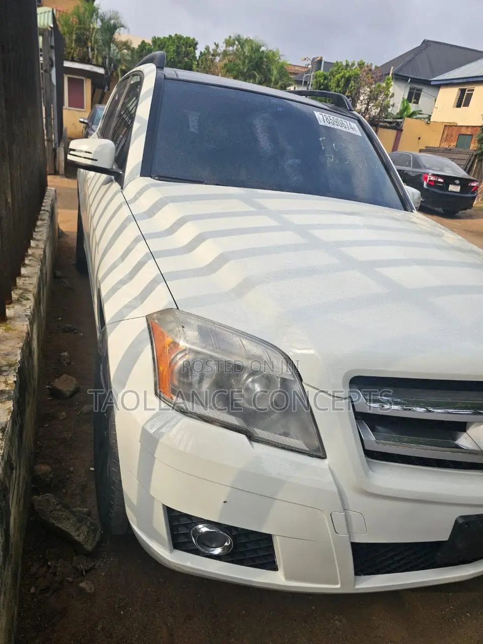 Mercedes-Benz GLK-Class 350 2011 White
